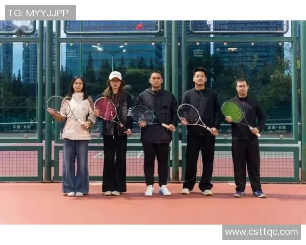 南京网球队实力揭秘：网球巨献背后的奋斗与荣耀